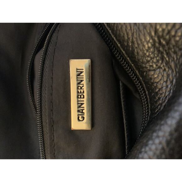 Giani Bernini Black Leather Crossbody Purse Gold Hardware - Picture 5 of 6